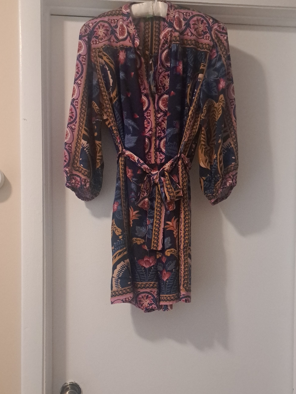Rarm Rio Navy & Gold Multi Color Romper W Lions Flowers & Hearts Sz Small P EUC